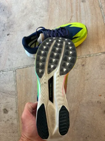 New Balance SC Elite v5 bike d'occasion — image 3 sur 4