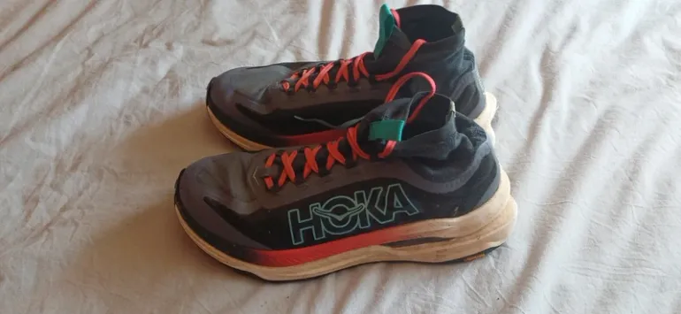 Hoka Tecton X3 bike d'occasion — image 4 sur 5