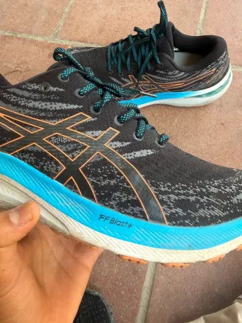 Used Asics Shoes bike — image 3 of 7