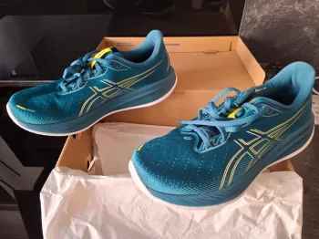 Used Asics Gel-Cumulus 26 Running Shoes