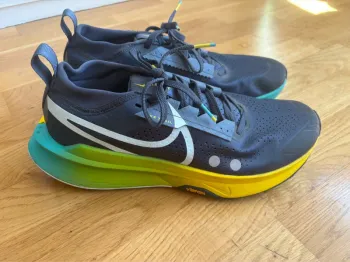 Używany Nike Zoomx Zegama Trail 2 Running Shoes
