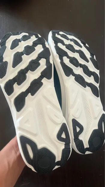 Brugt Lightweight HOKA Clifton 9 bike — billede 8 af 8