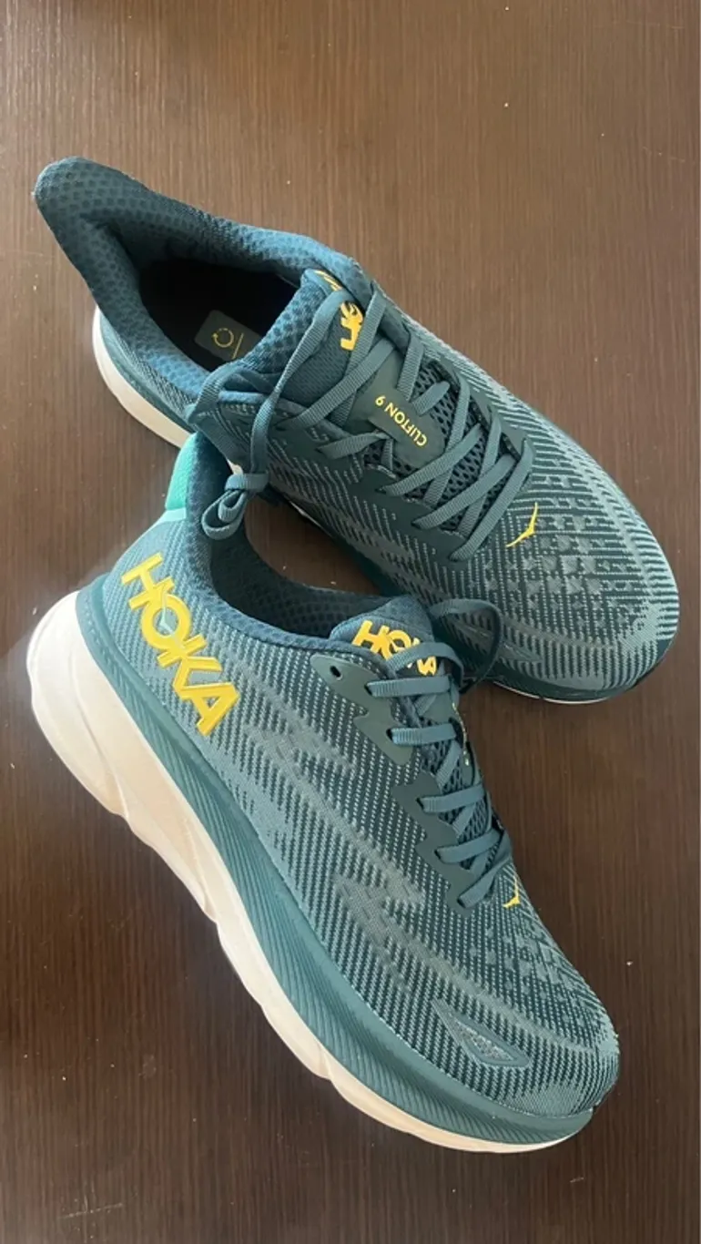 Brugt Lightweight HOKA Clifton 9 bike — billede 3 af 8