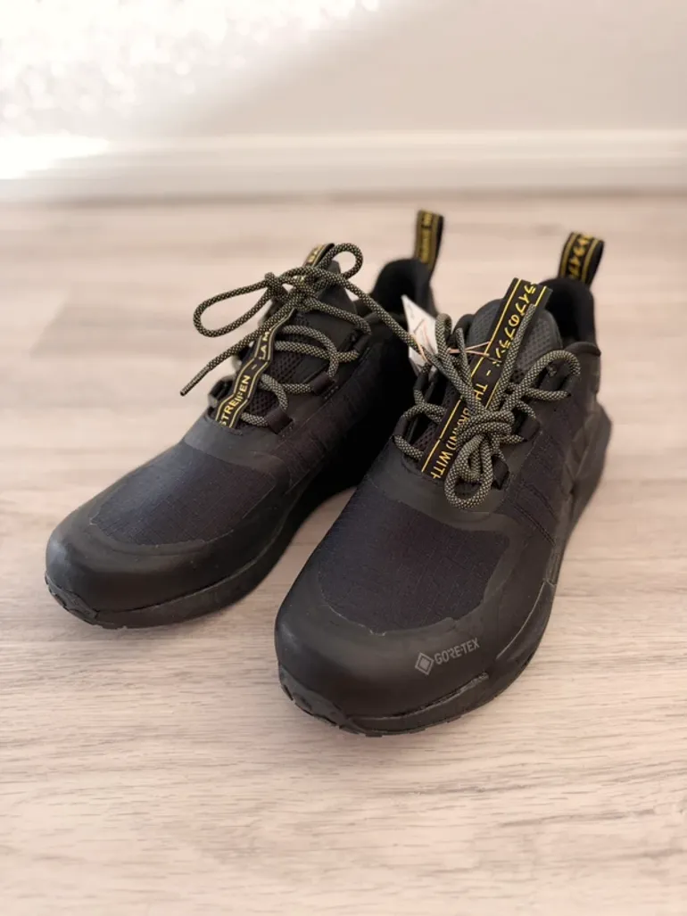 Adidas NMD_V3 GTX bike usato — immagine 3 di 5