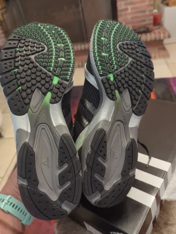 Used Adidas Adizero Adios OG bike — image 5 of 8
