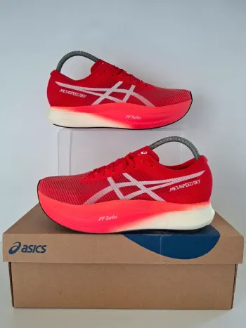 Asics MetaSpeed Sky + Running Shoes usato