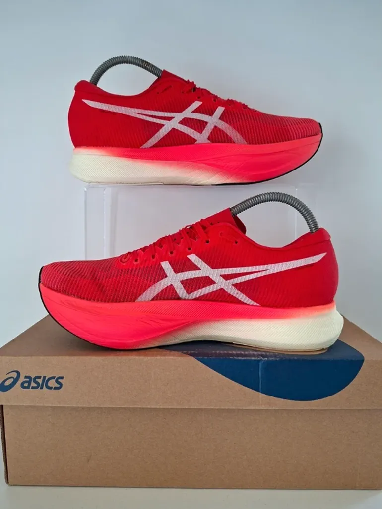 Asics MetaSpeed Sky + bike d'occasion — image 7 sur 14