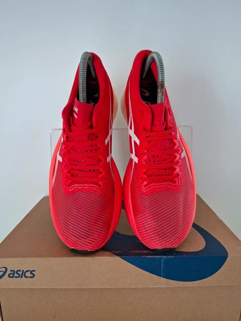Asics MetaSpeed Sky + bike d'occasion — image 8 sur 14