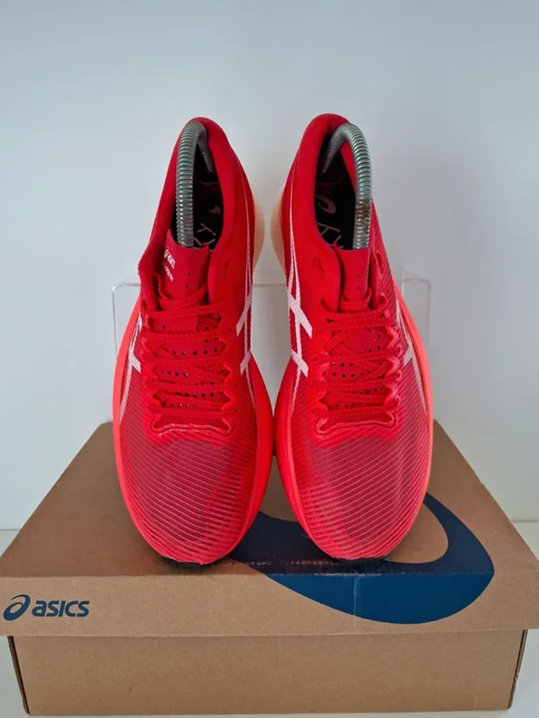 Asics MetaSpeed Sky + bike d'occasion — image 9 sur 14