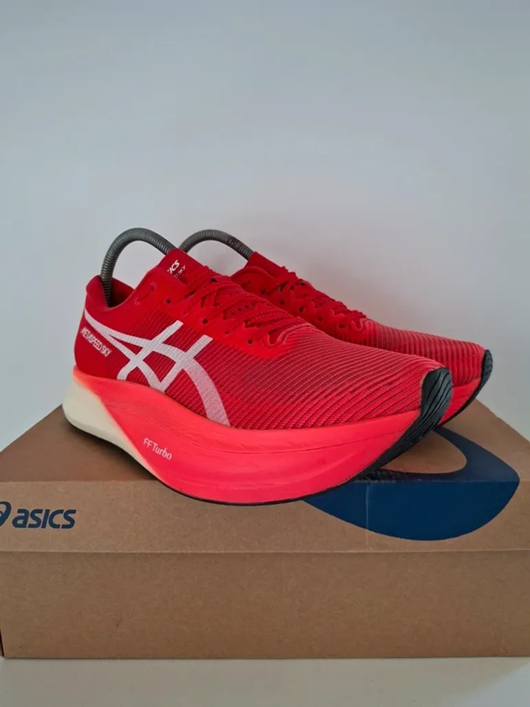 Asics MetaSpeed Sky + bike d'occasion — image 4 sur 14