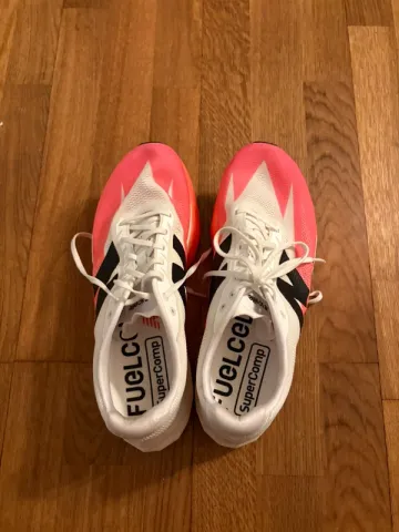 Used New Balance sc Elite 5 bike — image 2 of 3