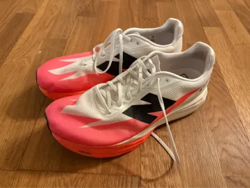 Used New Balance sc Elite 5 Running Shoes