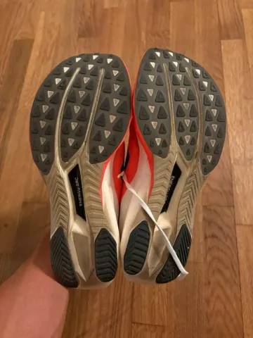 Used New Balance sc Elite 5 bike — image 3 of 3