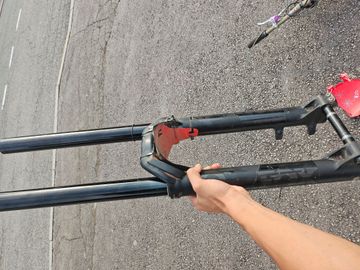 Použité Fox 40 Elite Fork 2020 bike — obrázek 2 z 2