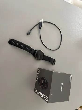 Gebrauchtes Garmin vivoactive 4 Electronics