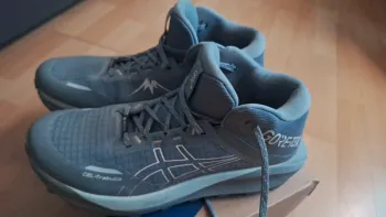 Gebrauchtes Asics Trailrunning Schuhe Damen Running Shoes