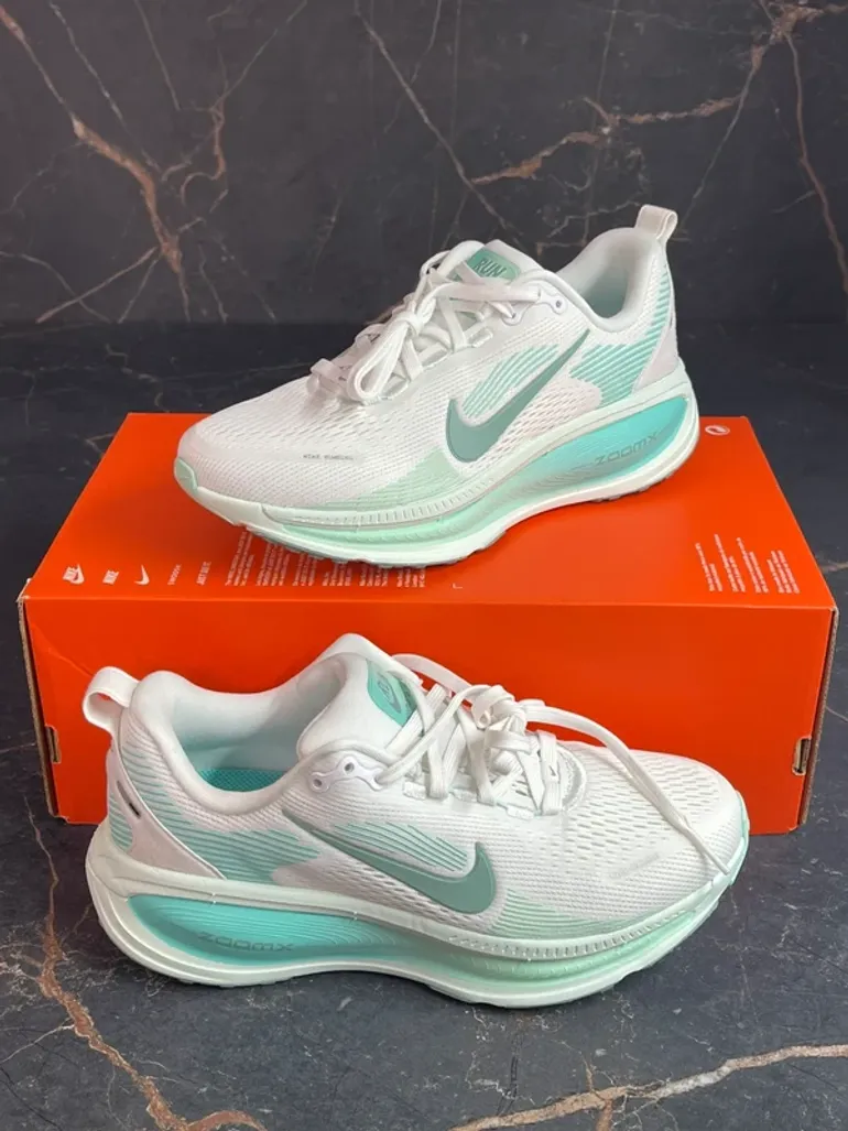 Used Nike Vomero Plus bike — image 2 of 14