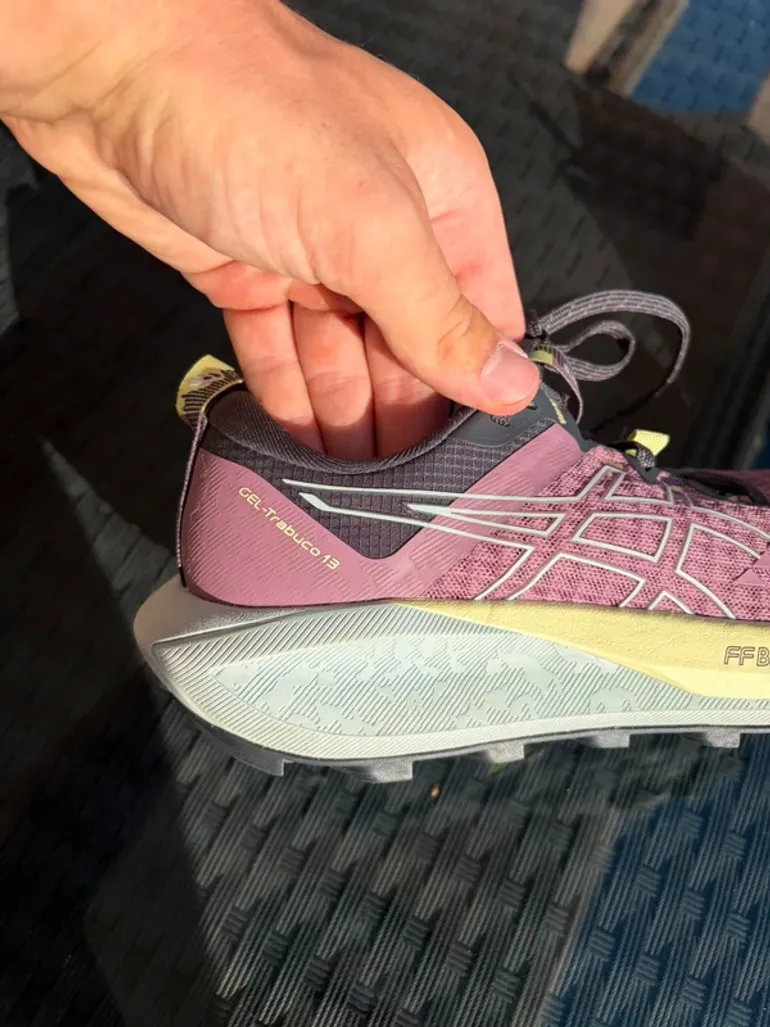 Used Asics Trabuco 13 bike — image 4 of 7