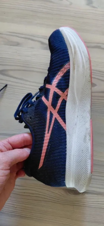 Gebrauchtes Asics FF Blast bike — Bild 3 von 4