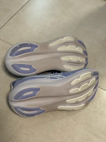 Used Asics Gel Nimbus 28 bike — image 6 of 7