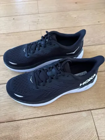 Tweedehands Hoka Clinton 8 bike — afbeelding 3 van 6