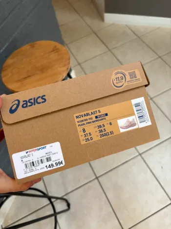 Gebrauchtes Asics Novablast 5 bike — Bild 5 von 5