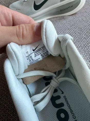 Nike Vomero 18 bike usato — immagine 6 di 7