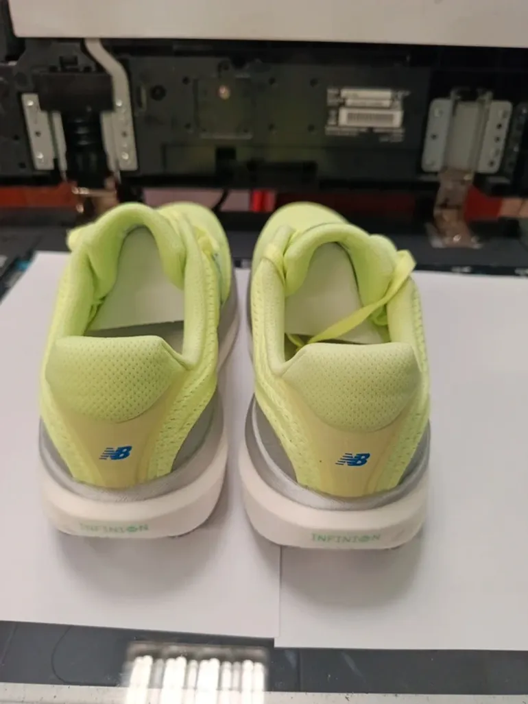 Gebrauchtes New Balance 1080 bike — Bild 3 von 10