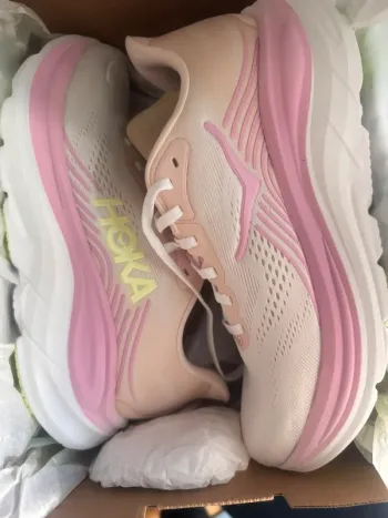 Used Hoka Clifton 11 Running Shoes