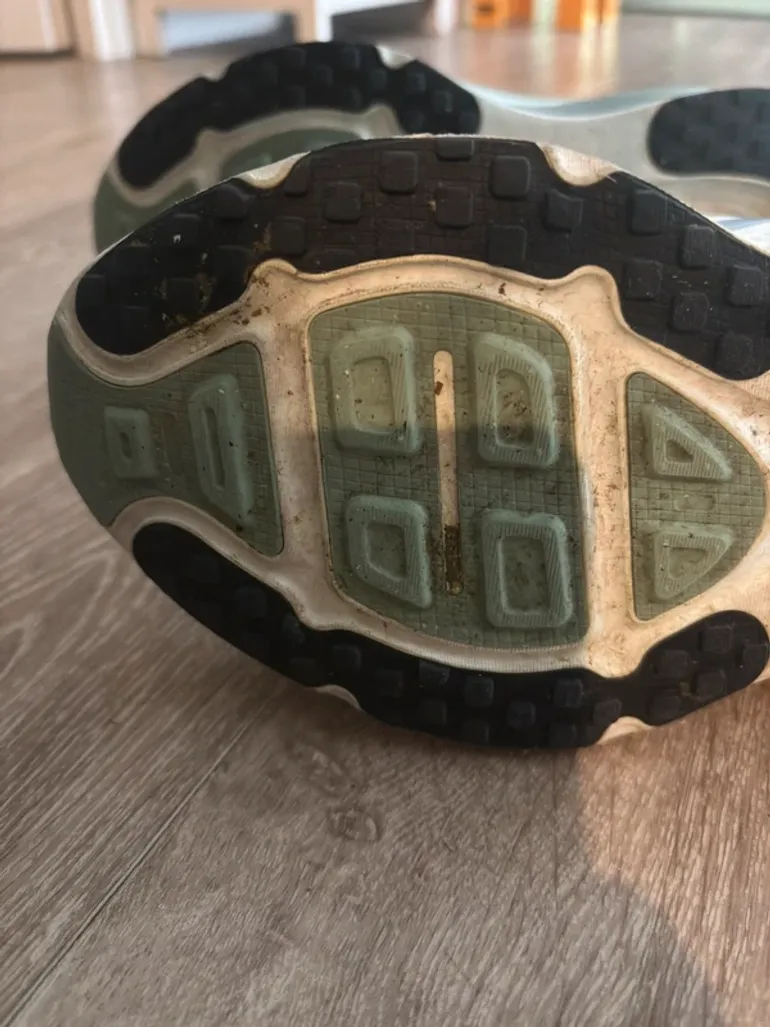 Tweedehands Nike Vomero 18 bike — afbeelding 5 van 10