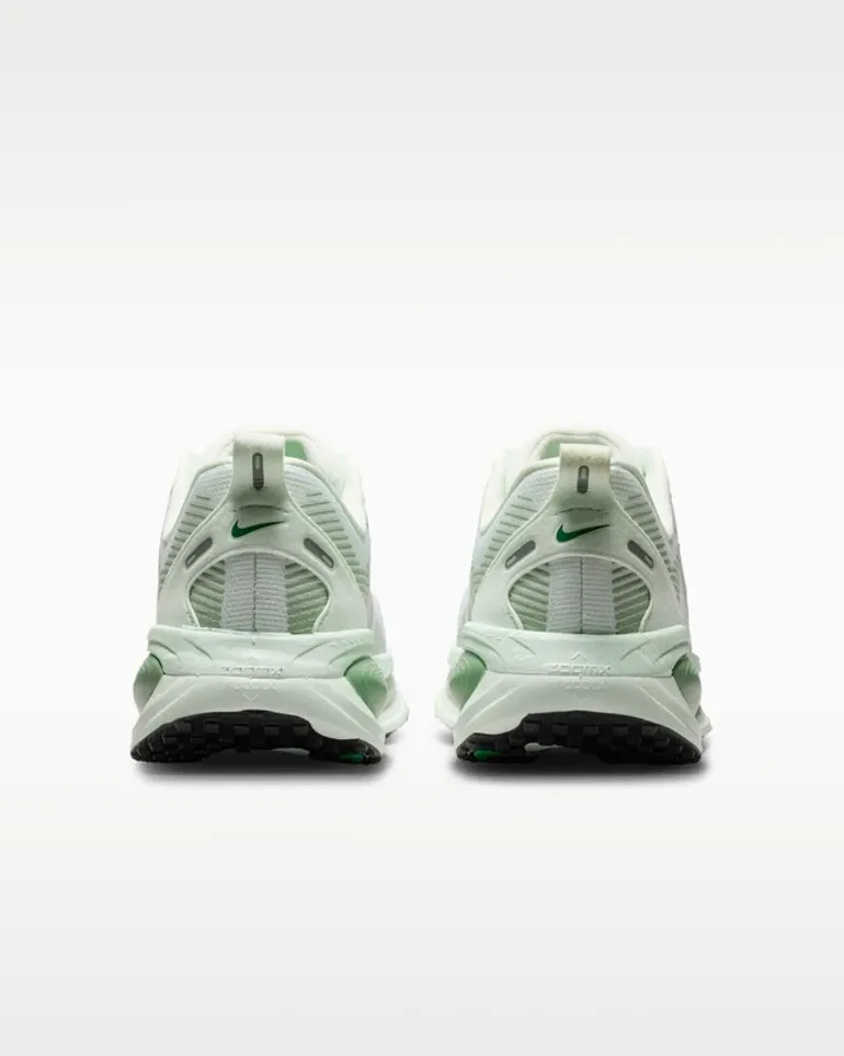 Tweedehands Nike Vomero 18 bike — afbeelding 9 van 10