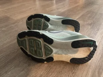 Tweedehands Nike Vomero 18 bike — afbeelding 4 van 10