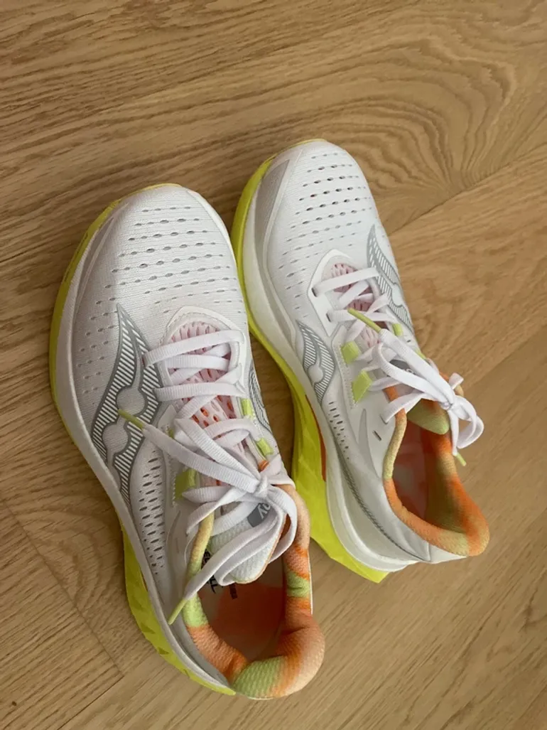 Brugt Saucony Endorphin Speed 4 bike — billede 2 af 5