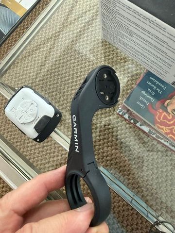 Used Garmin Edge 500 GPS Cycling Computer bike — image 5 of 6