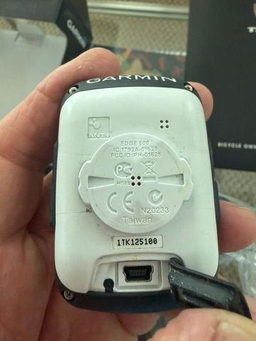 Used Garmin Edge 500 GPS Cycling Computer bike — image 4 of 6