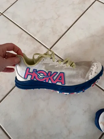 Brugt Hoka Pointes d'athlétisme bike — billede 6 af 8