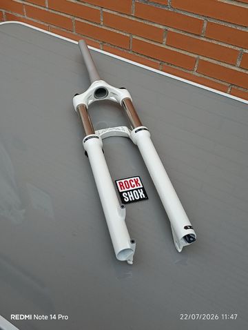 Used RockShox 30 Silver TK 2021 bike — image 2 of 11