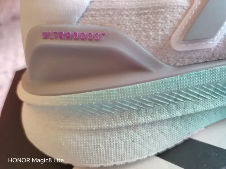 Gebrauchtes Adidas Ultraboost bike — Bild 2 von 14