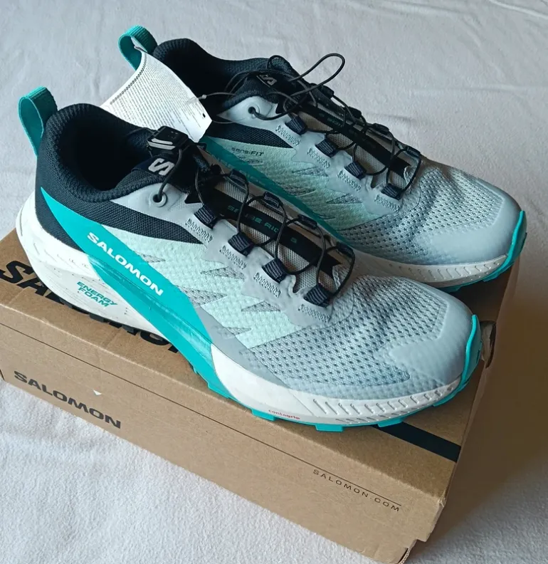 Used Salomon Running Shoes bike — image 2 of 8