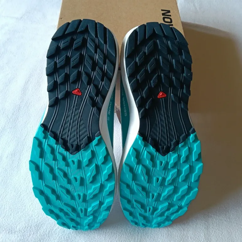 Used Salomon Running Shoes bike — image 6 of 8