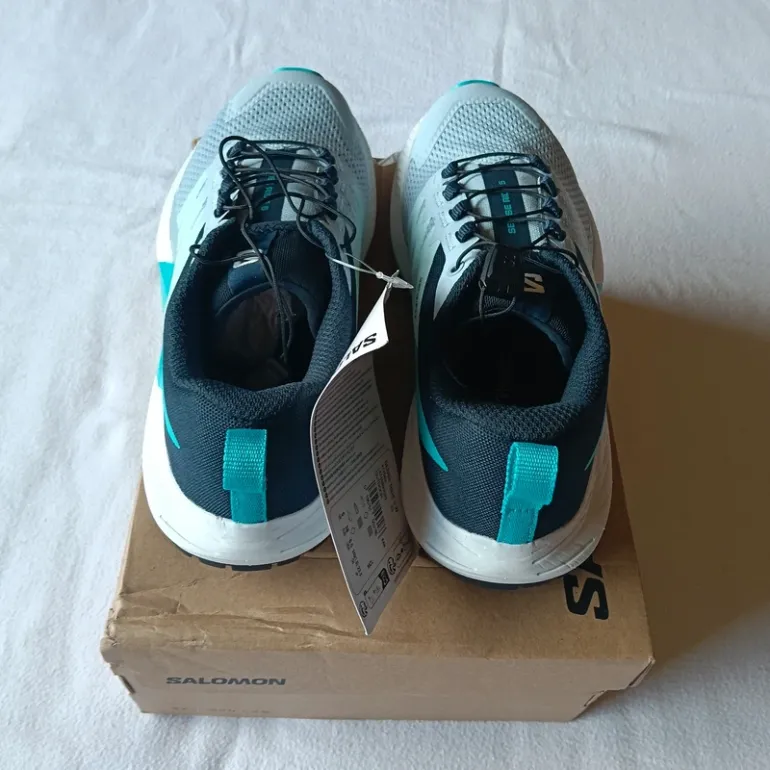 Used Salomon Running Shoes bike — image 5 of 8