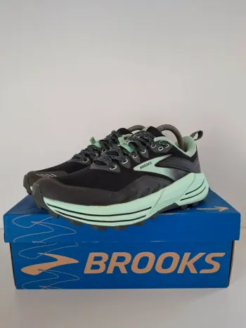 Used Brooks Cascadia 16 bike — image 5 of 13