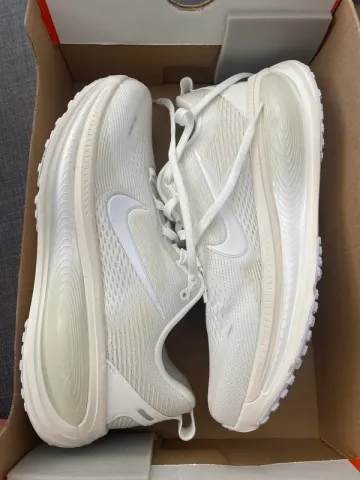 Brugt Nike Vomero 18 Running Shoes