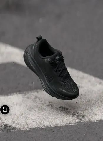 Brugt Nike Vomero 18 Running Shoes