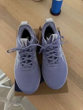 Asics Nimbus 28 bike de segunda mano — imagen 9 de 9