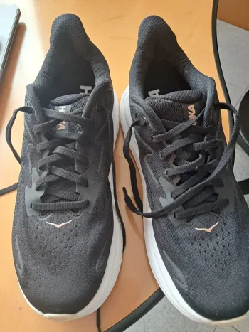 Hoka Scarpe per camminare Running Shoes de segunda mano