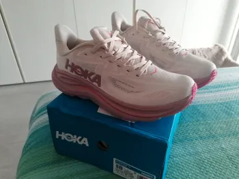 Used Hoka Clifton 10 bike — image 6 of 7