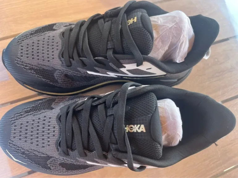 Used Hoka Challenger 8 bike — image 3 of 8