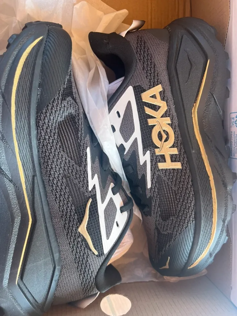 Used Hoka Challenger 8 bike — image 6 of 8
