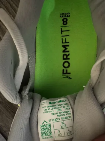 Gebrauchtes Saucony Guide 16 bike — Bild 3 von 9